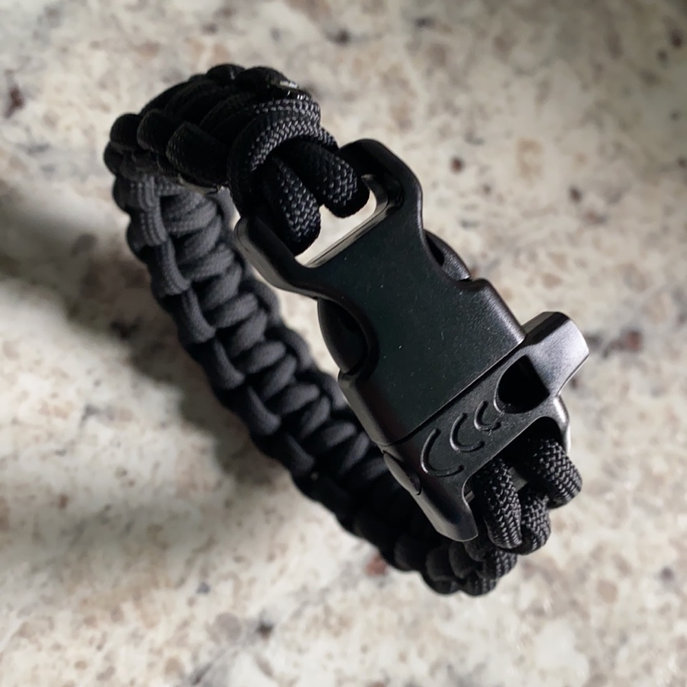 Hand Crafted whistle Buckle paracord BRACELET solid black